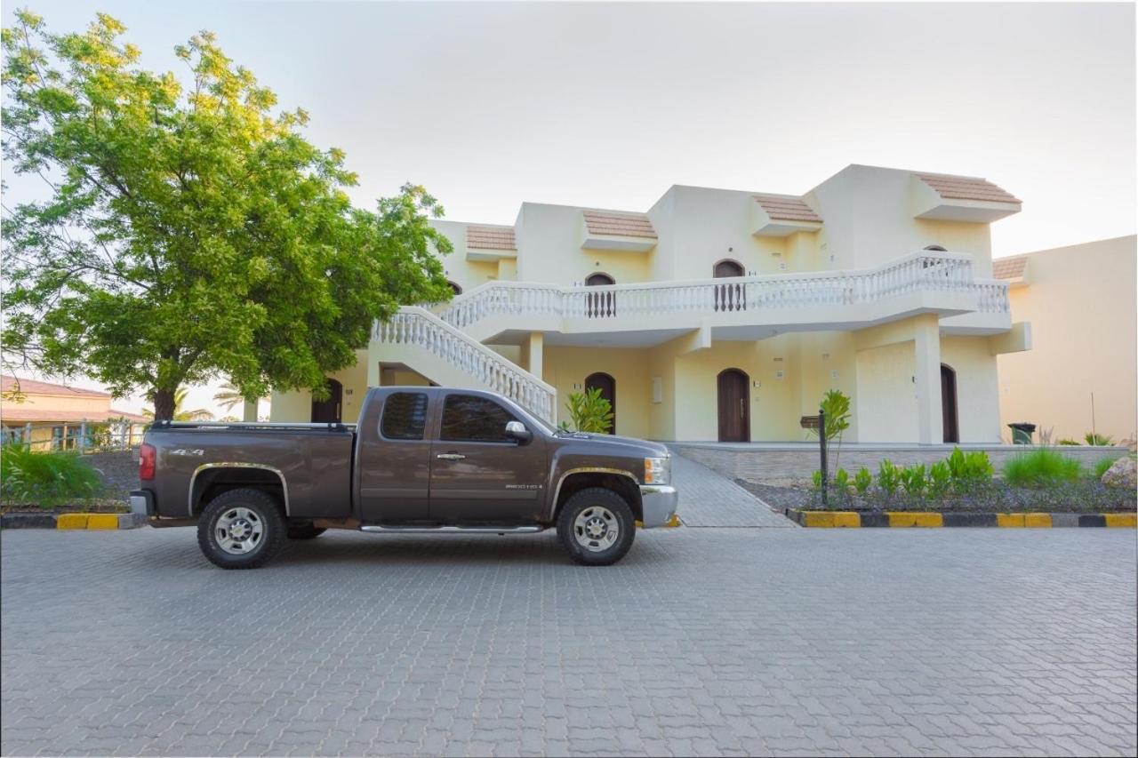 Barracuda Resort Umm al-Quwain Bagian luar foto