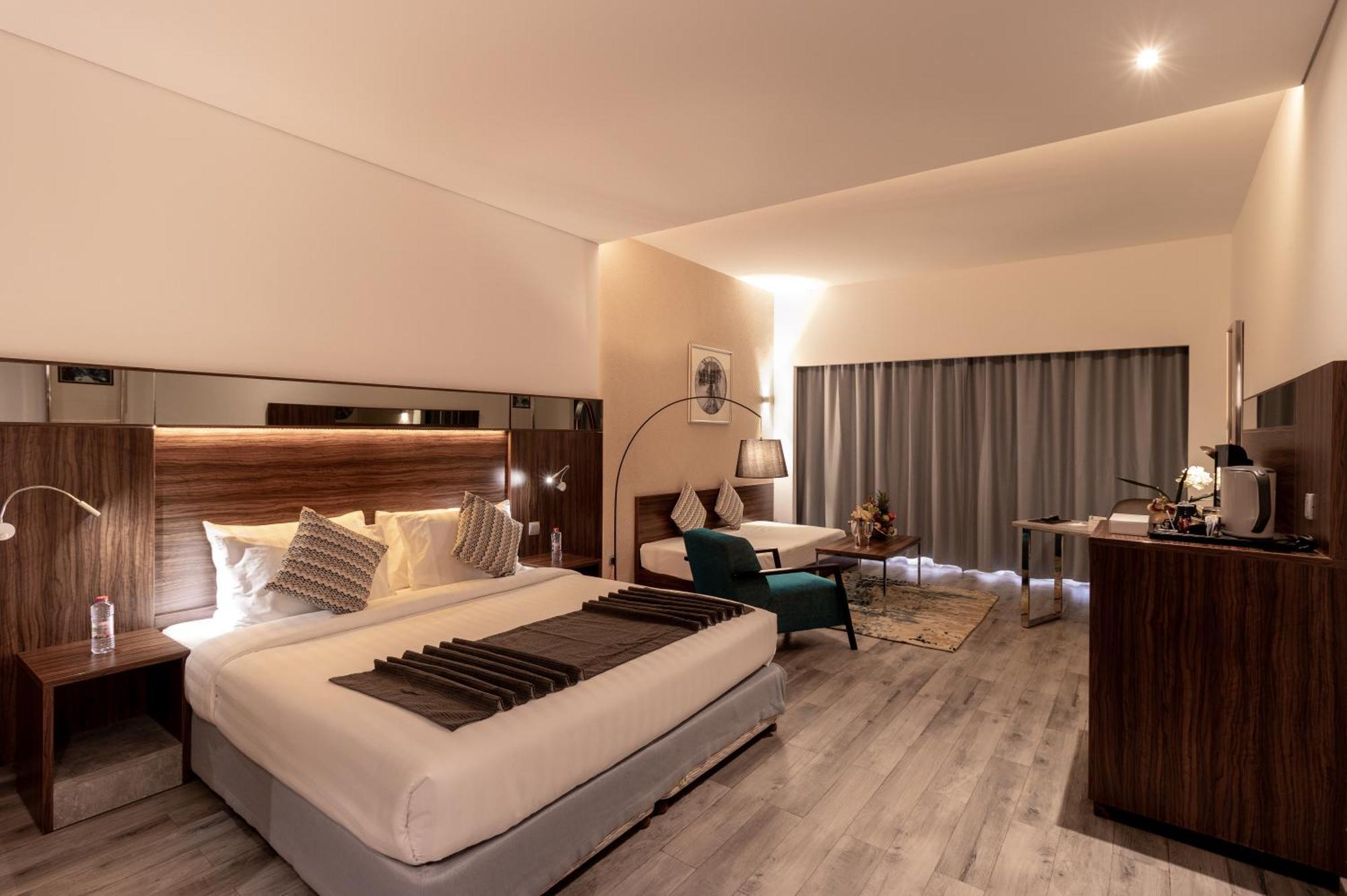 Barracuda Resort Umm al-Quwain Bagian luar foto