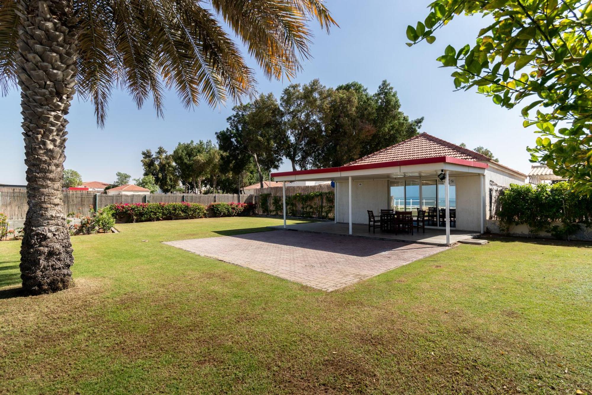 Barracuda Resort Umm al-Quwain Bagian luar foto