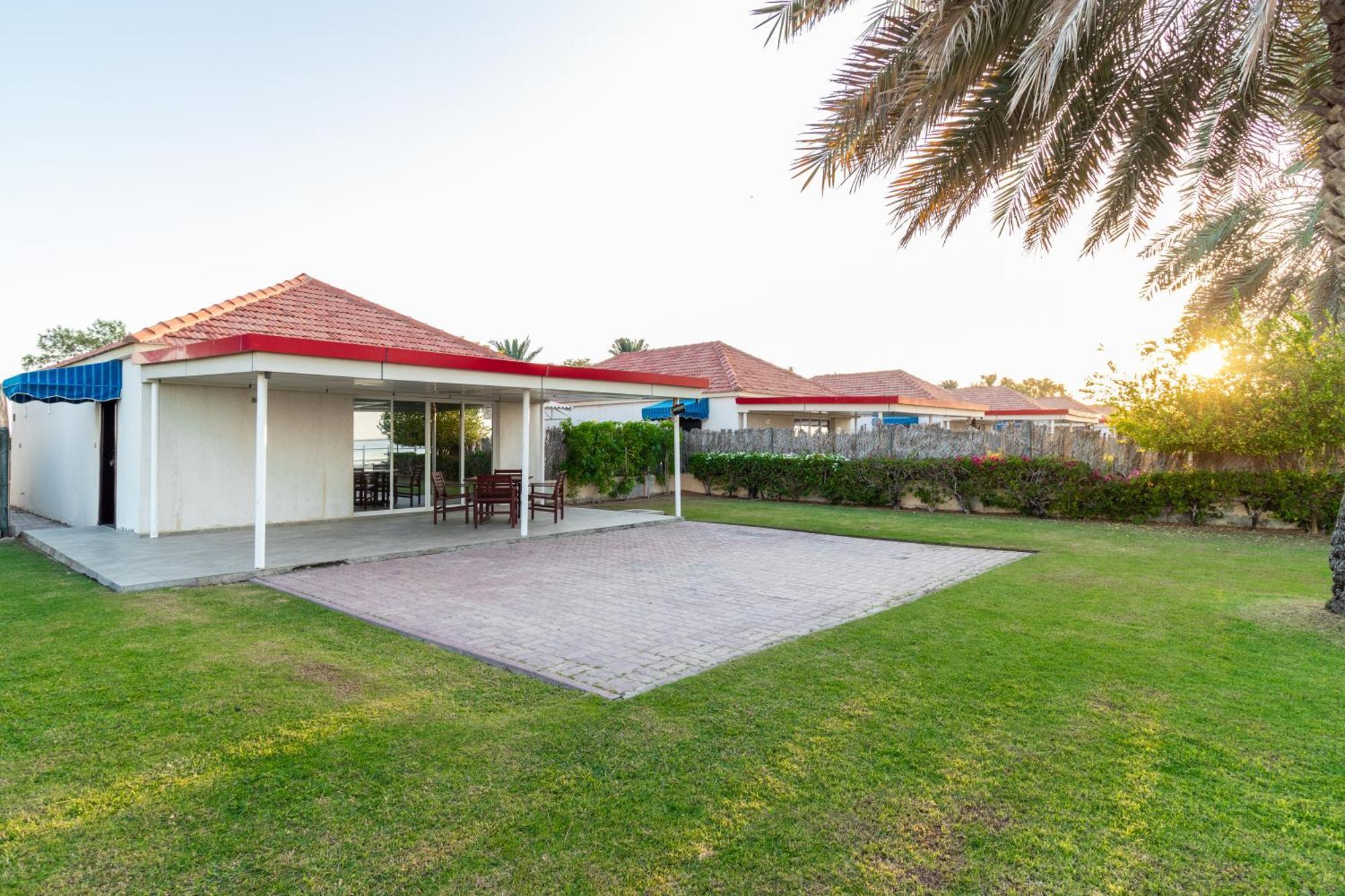 Barracuda Resort Umm al-Quwain Bagian luar foto
