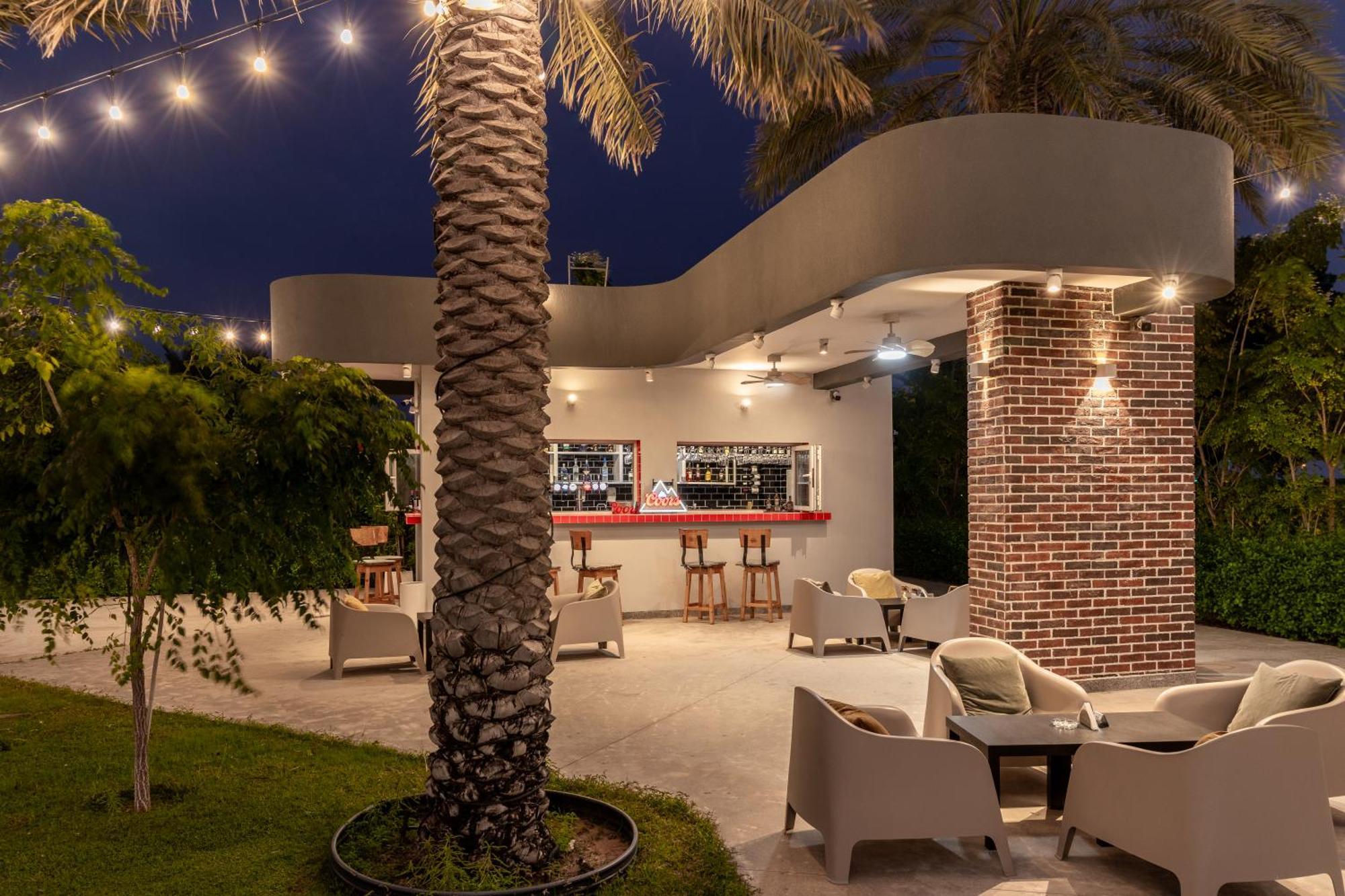 Barracuda Resort Umm al-Quwain Bagian luar foto