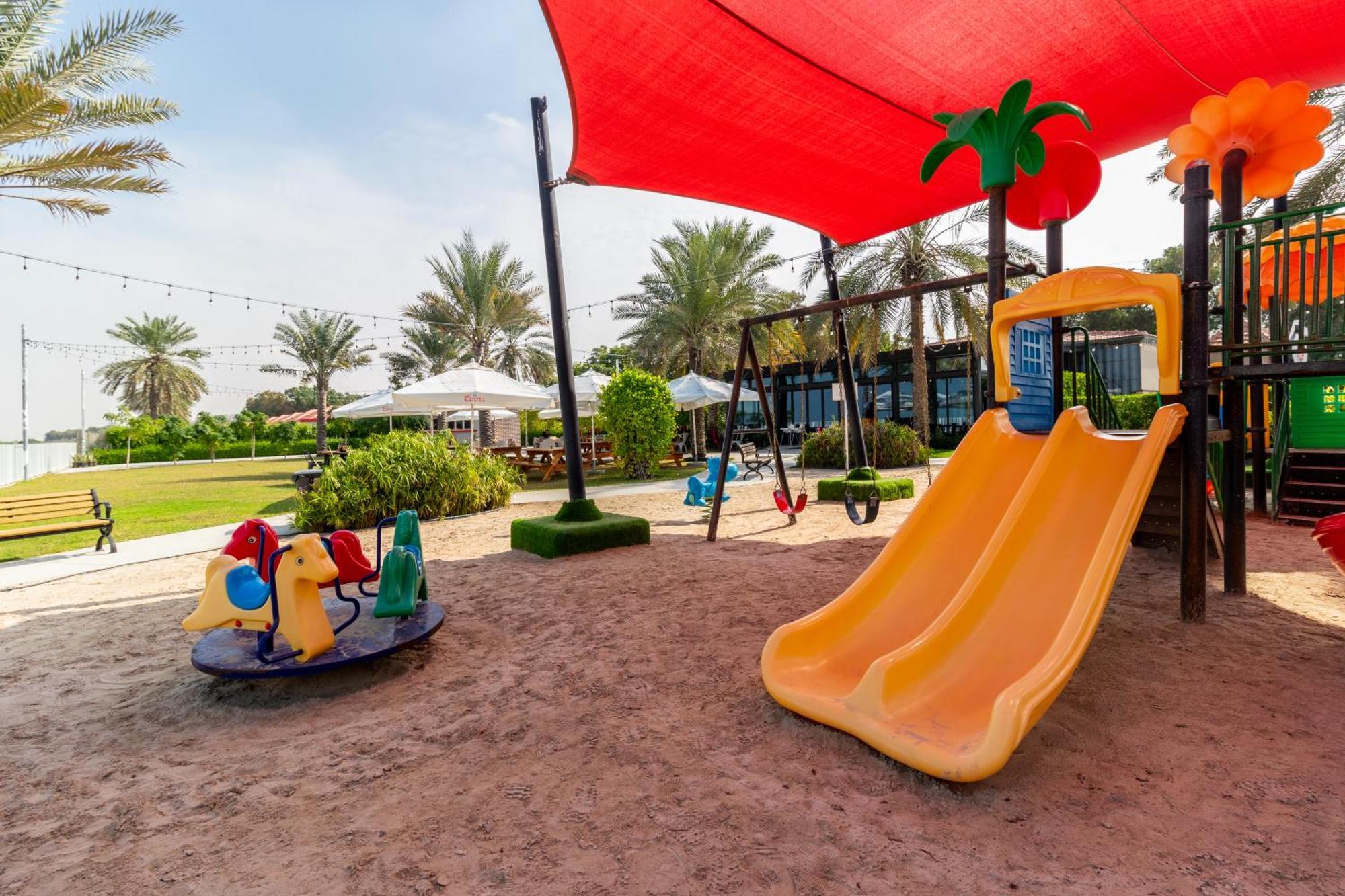 Barracuda Resort Umm al-Quwain Bagian luar foto